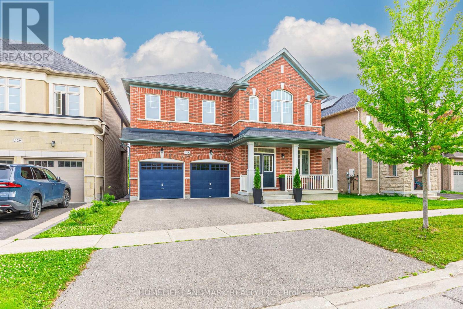 125 Roy Harper Avenue, Aurora, Ontario  L4G 0V6 - Photo 2 - N13509016