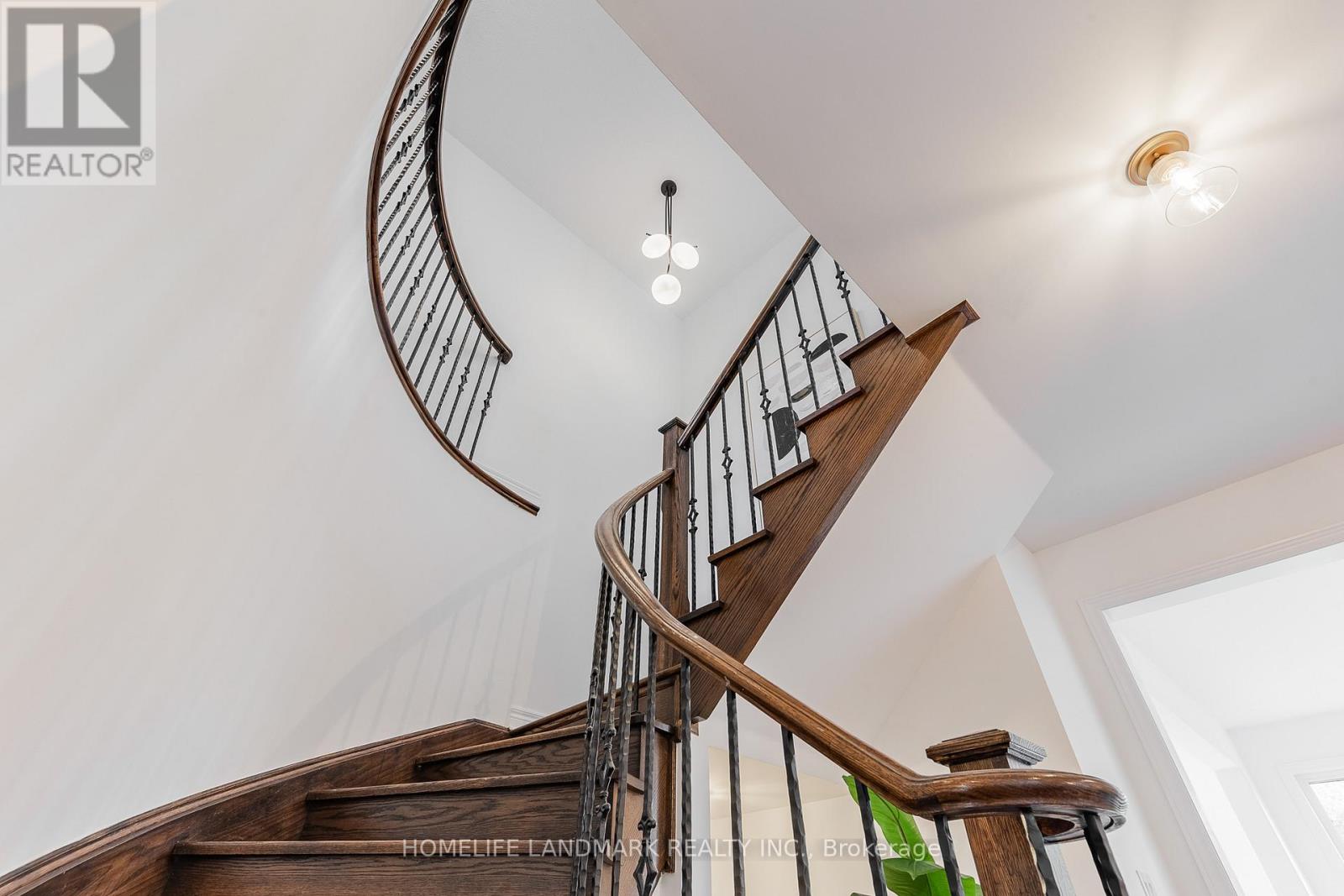 125 Roy Harper Avenue, Aurora, Ontario  L4G 0V6 - Photo 24 - N13509016