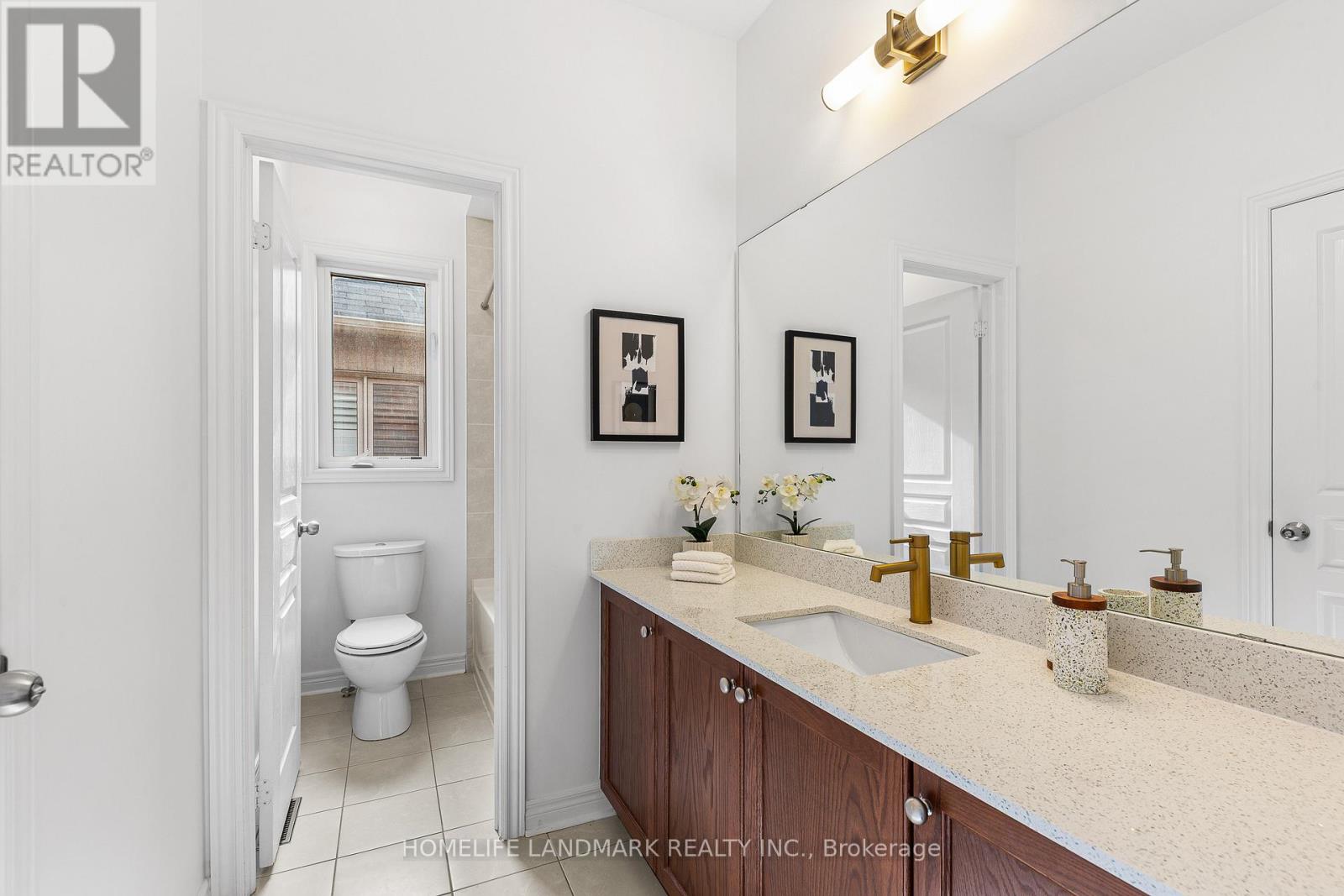 125 Roy Harper Avenue, Aurora, Ontario  L4G 0V6 - Photo 35 - N13509016