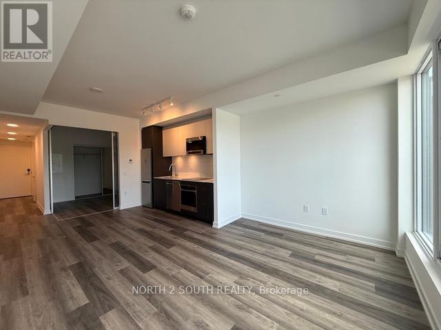323 - 6 Chartwell Road, Toronto, Ontario  M8Z 0H2 - Photo 2 - W13508992