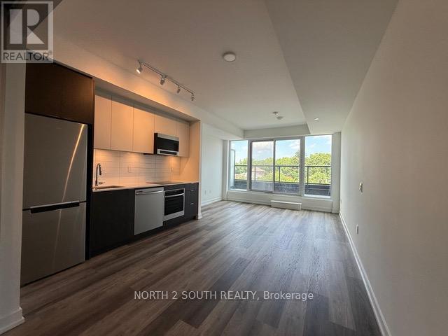 323 - 6 Chartwell Road, Toronto, Ontario  M8Z 0H2 - Photo 4 - W13508992