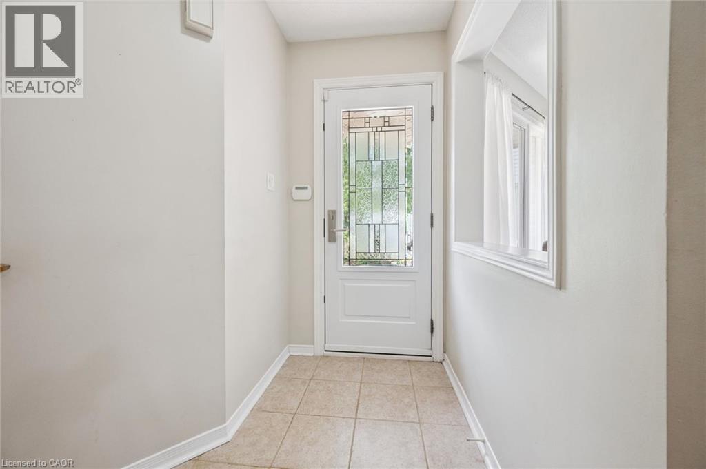 1147 Leewood Drive, Oakville, Ontario  L6M 3B7 - Photo 5 - 40844349