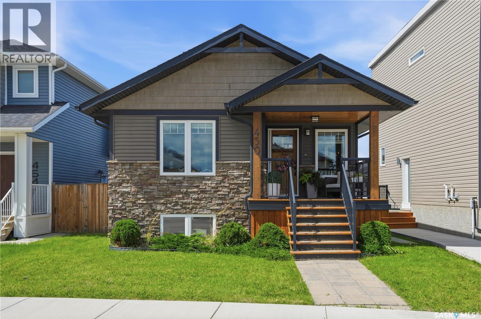 450 Bentley COURT, Saskatoon