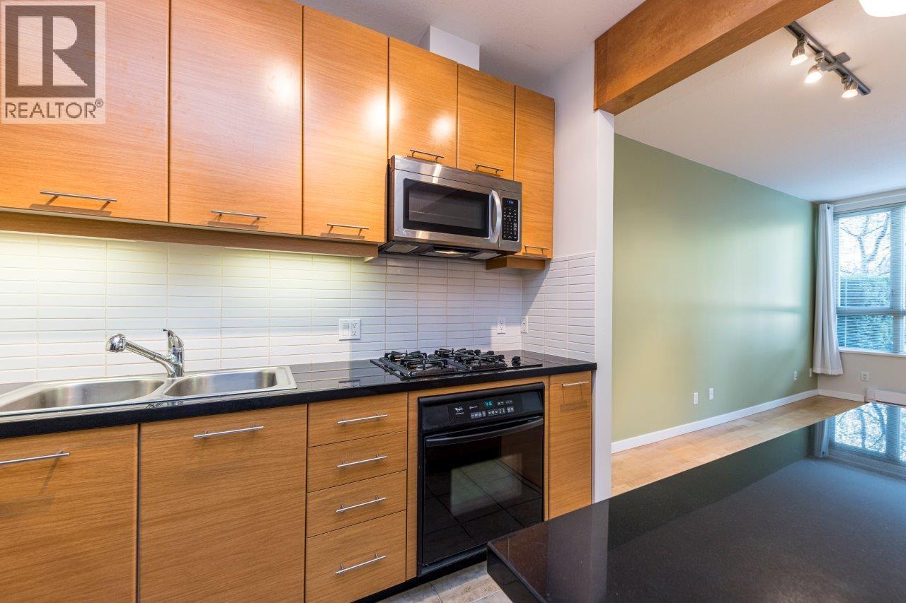 208 560 Raven Woods Drive, North Vancouver, British Columbia  V5G 2T3 - Photo 5 - R3141712