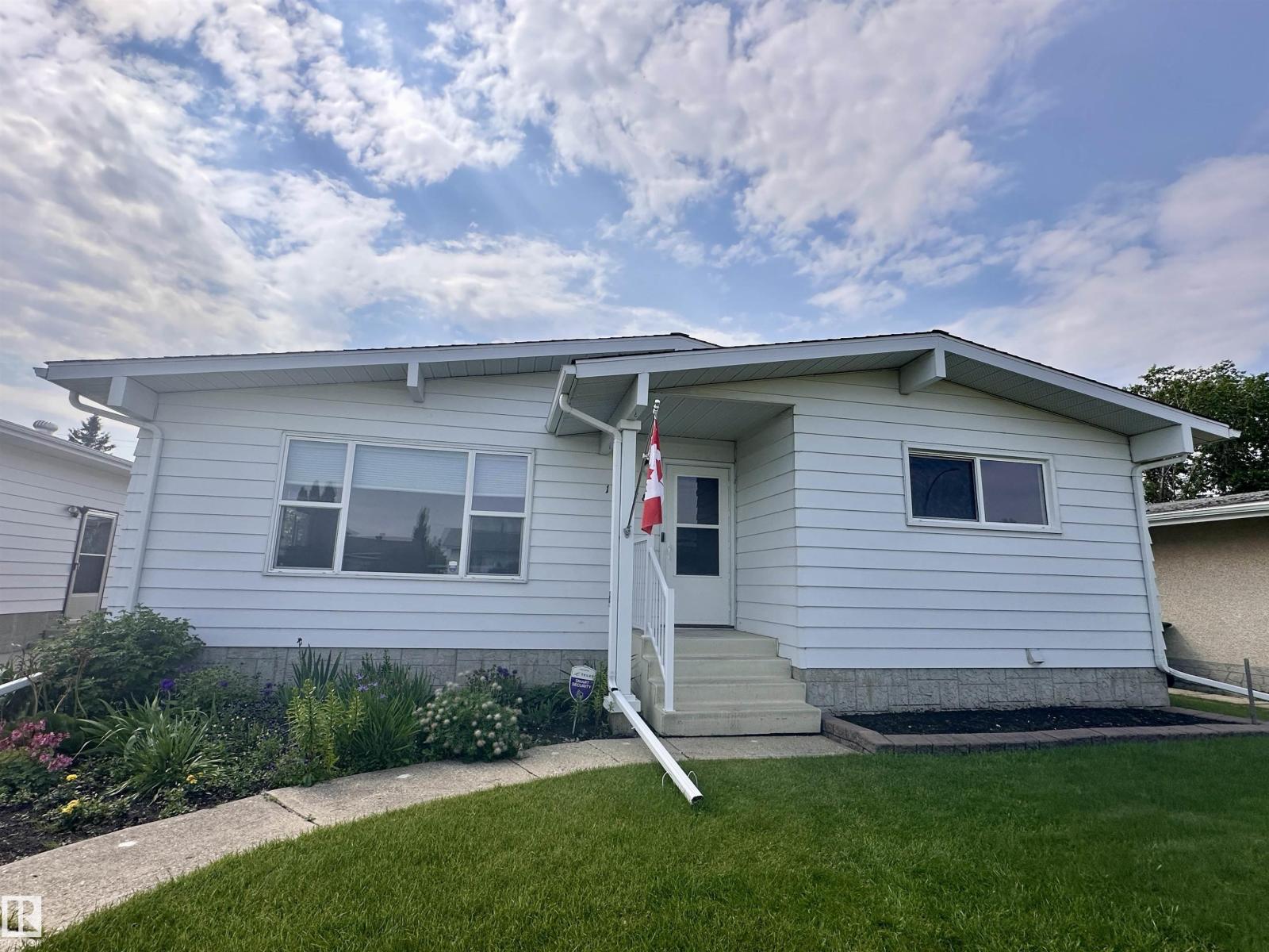 10328 109 Av, Westlock, Alberta  T7P 1G9 - Photo 5 - E4496540