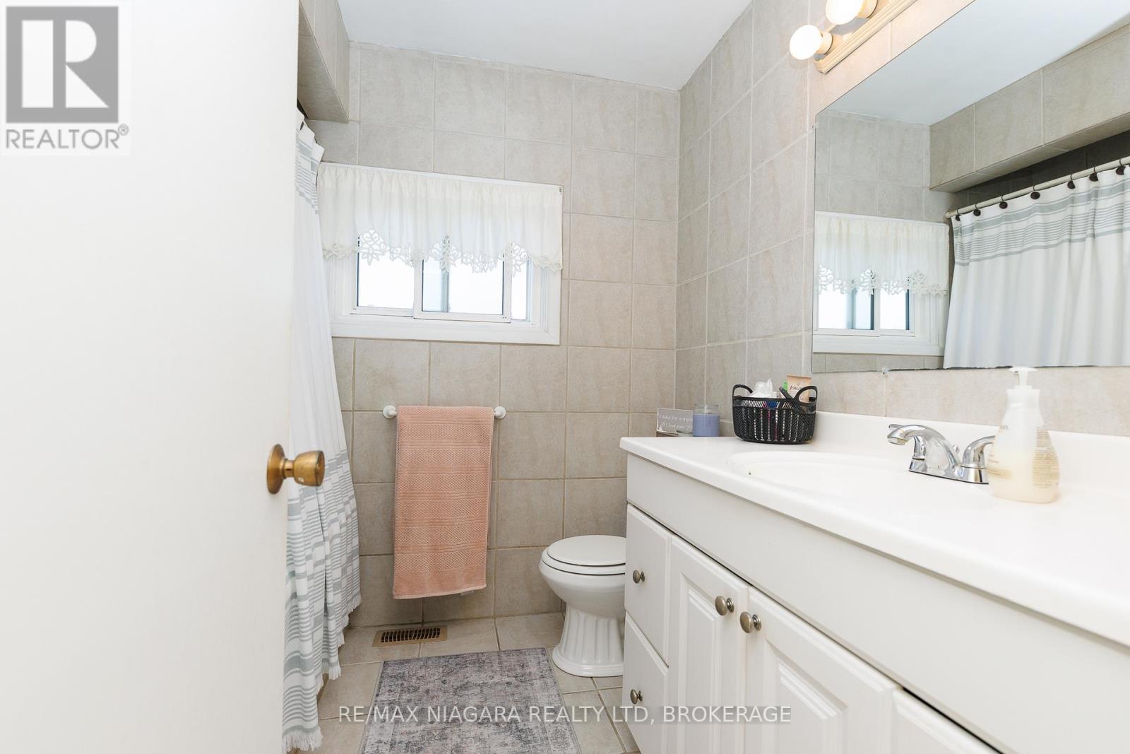 238 Walden Boulevard, Fort Erie, Ontario  L2A 1R8 - Photo 27 - X13509128