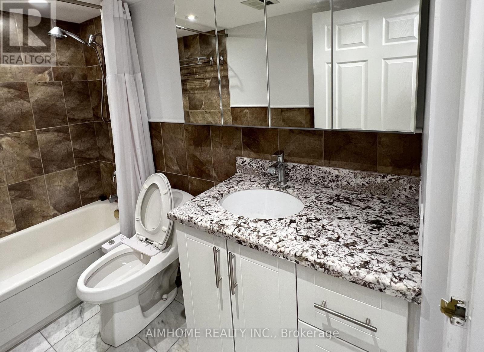 207 - 33 University Avenue, Toronto, Ontario  M5J 2S7 - Photo 18 - C13509070