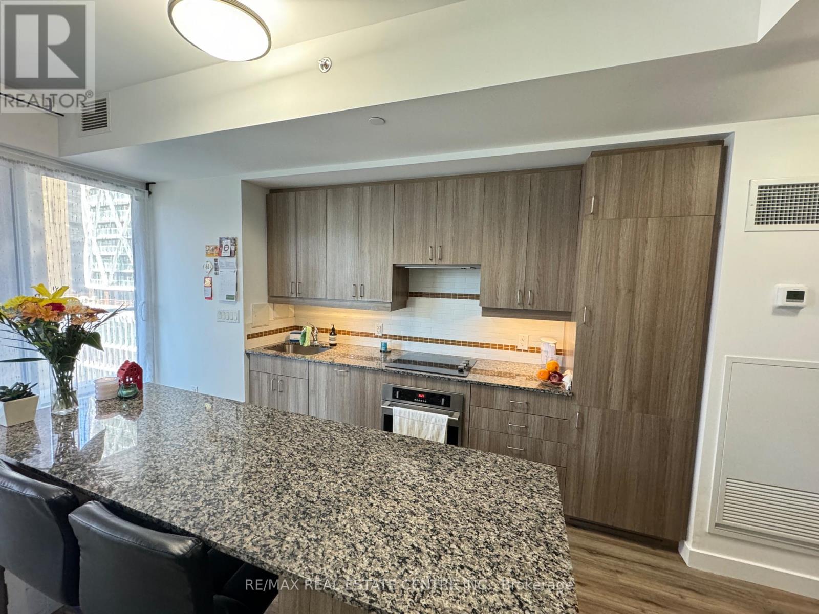 805 - 426 University Avenue, Toronto, Ontario M5G 1S9 - Photo 12 - C13509078