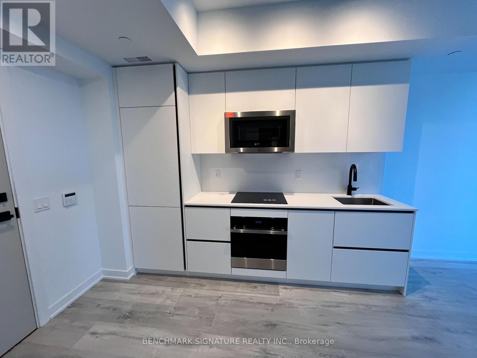 3504 - 327 King Street W, Toronto, Ontario  M5V 0W7 - Photo 4 - C13509132