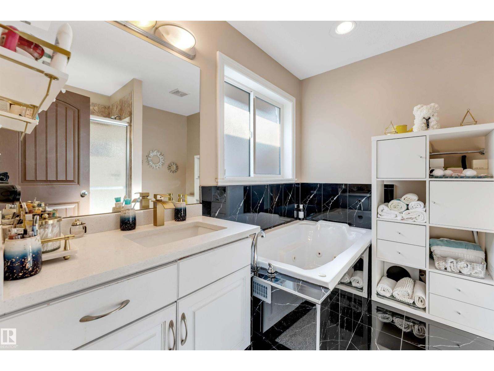 7920 7 Av SW, Edmonton, Alberta  T6X 1N3 - Photo 33 - E4496544