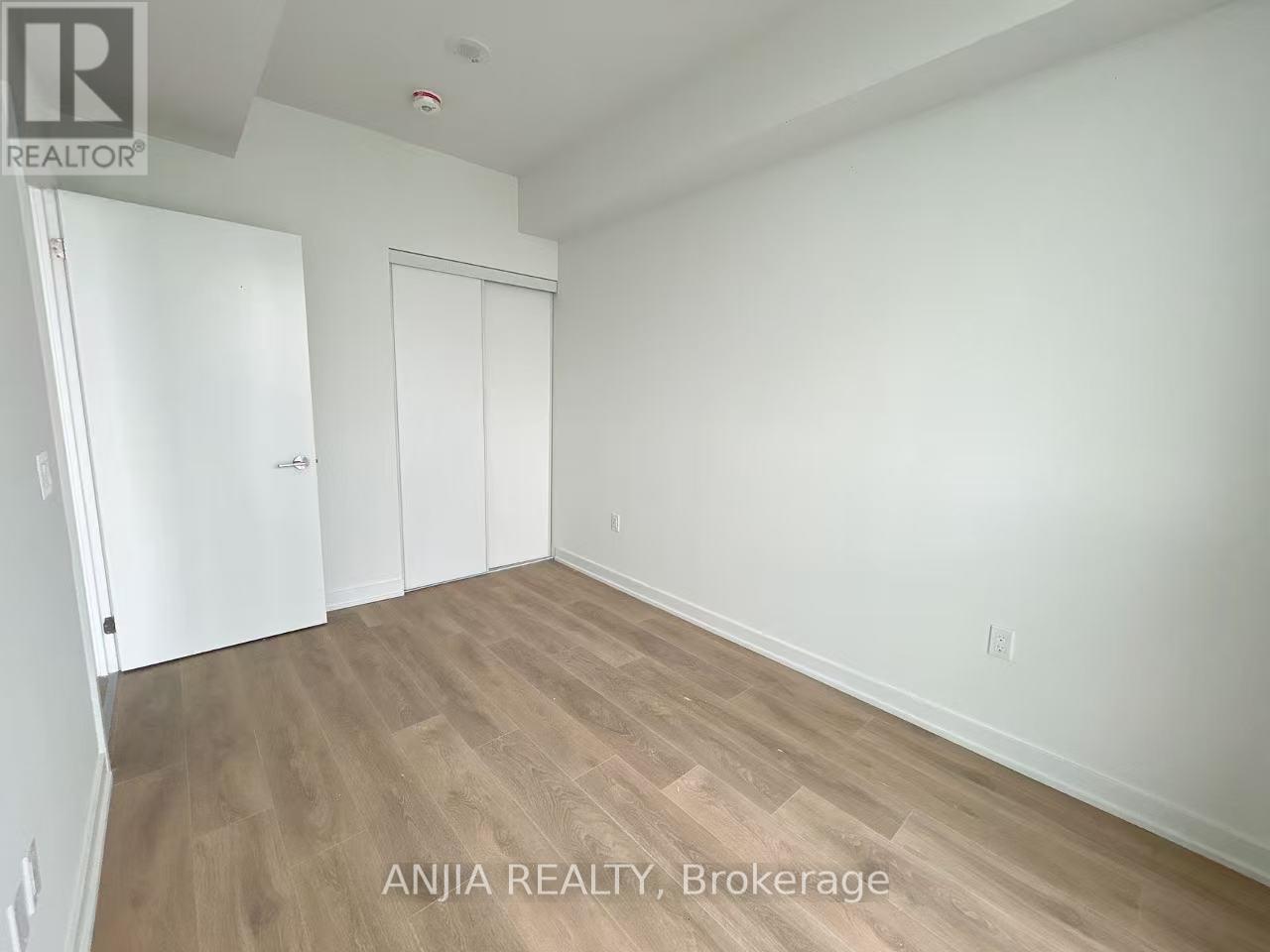 2906 - 1 Fairview Road E, Mississauga, Ontario  L5A 0B4 - Photo 8 - W13509104