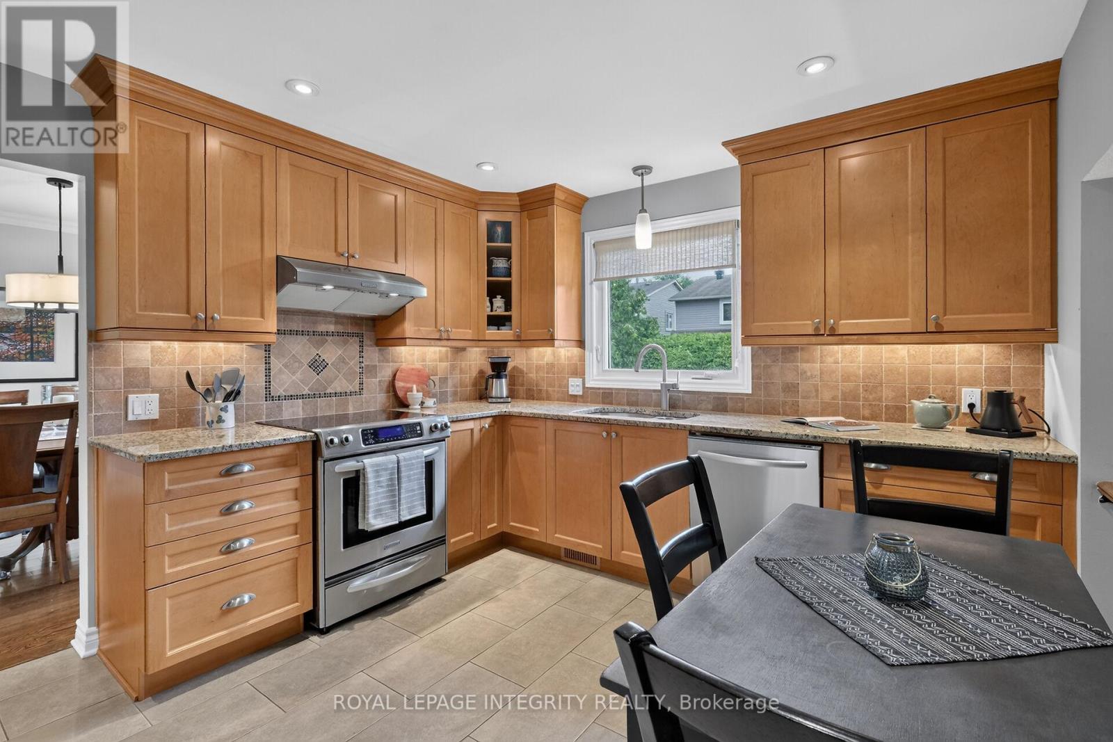 6100 Vineyard Drive, Ottawa, Ontario K1C 2K2 - Photo 18 - X13509156