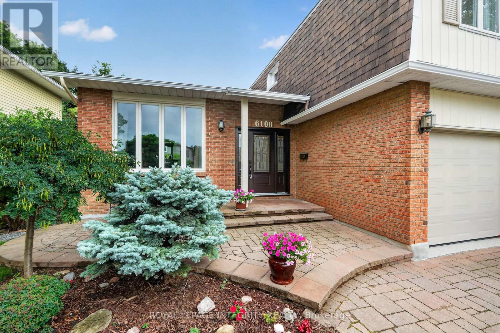 6100 Vineyard Drive, Ottawa, Ontario K1C 2K2 - Photo 2 - X13509156