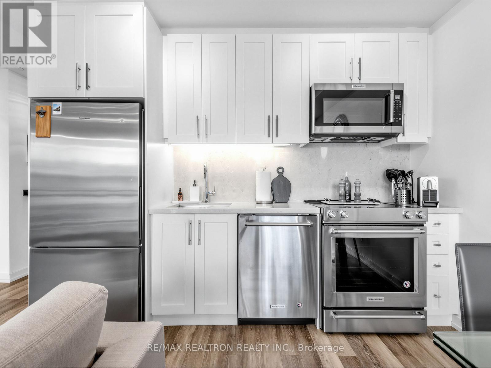 A311 - 241 Sea Ray Avenue, Innisfil, Ontario  L9S 0L9 - Photo 8 - N13509162