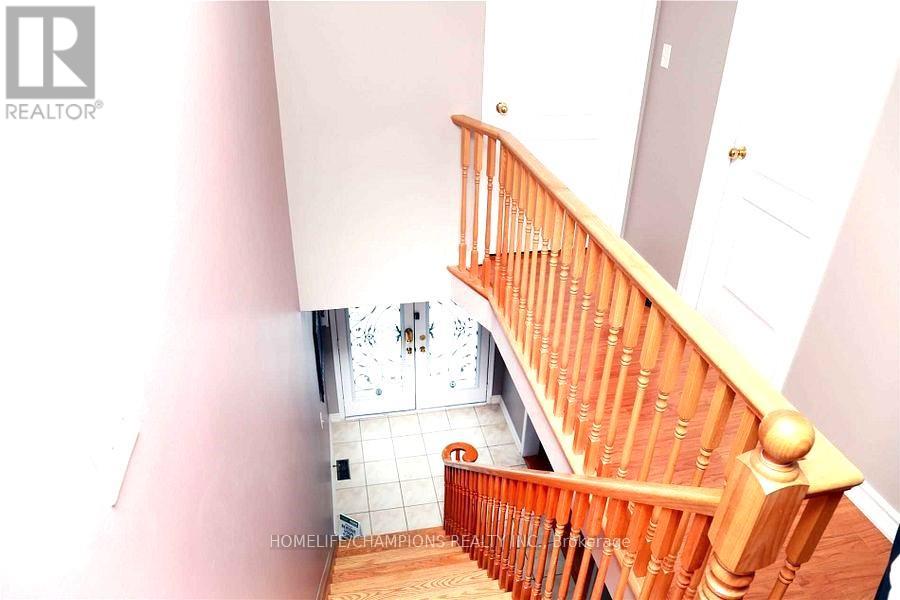 14 Benmore Crescent, Brampton, Ontario  L6P 2S8 - Photo 13 - W13509136