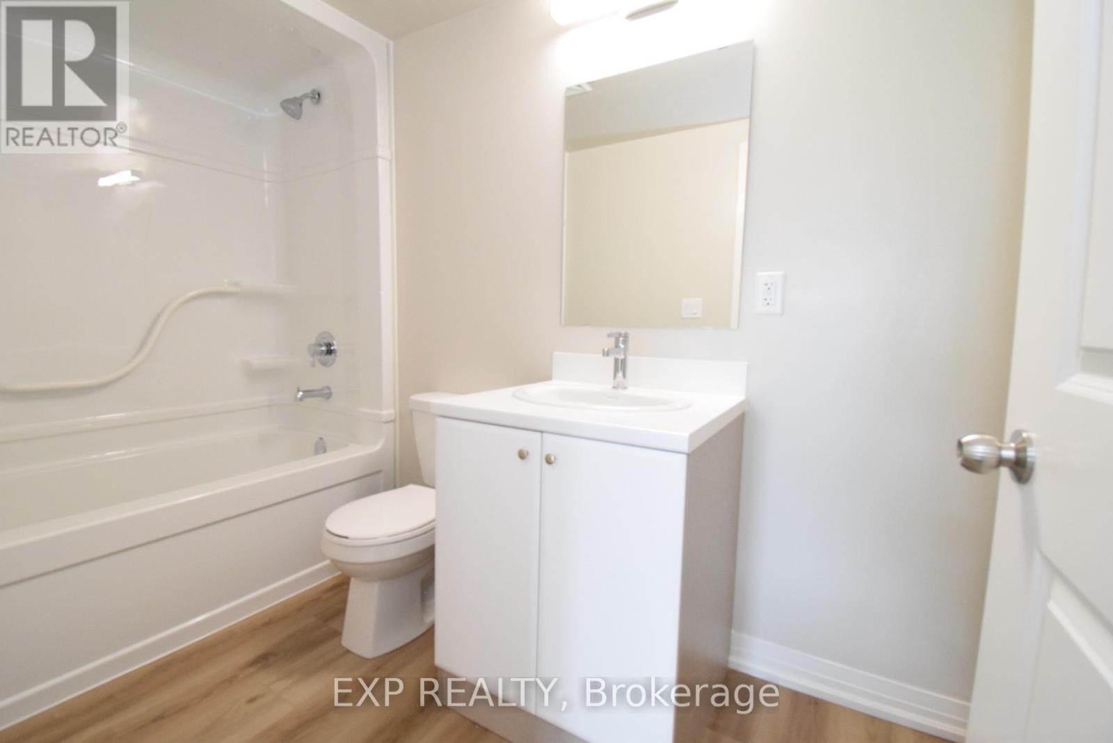 228 - 50 Herrick Avenue, St. Catharines, Ontario  L2P 0B8 - Photo 23 - X13509172