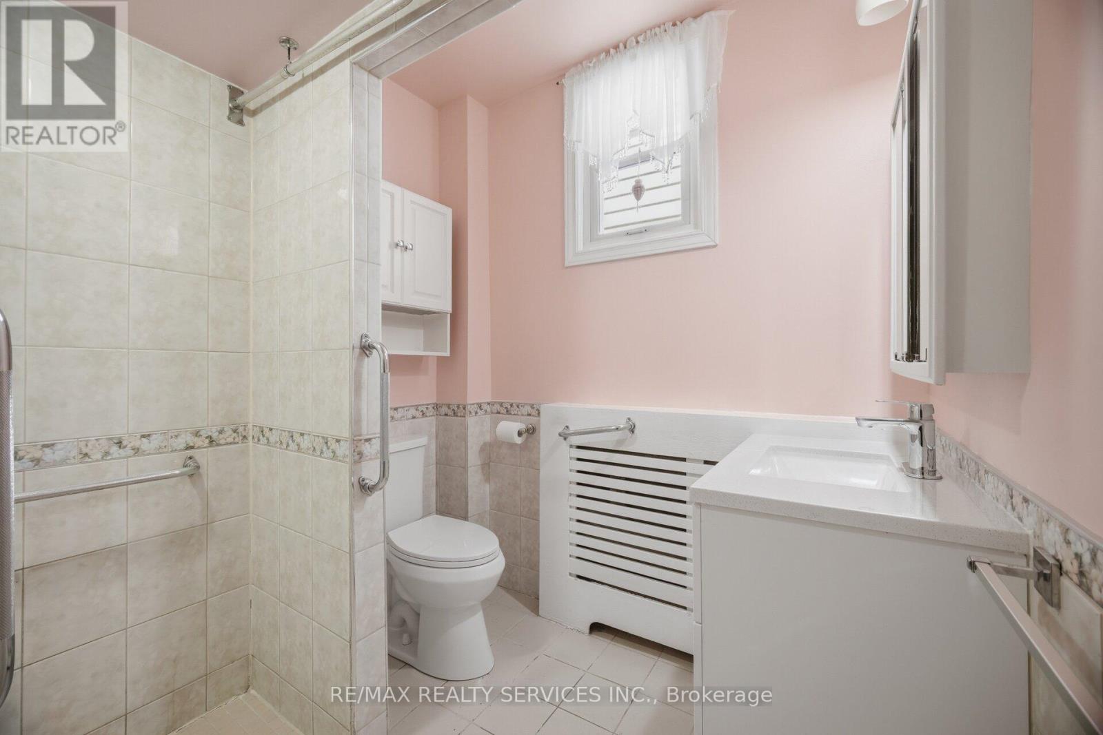 25 Hope Avenue, Hamilton, Ontario  L8H 2E1 - Photo 17 - X13509174
