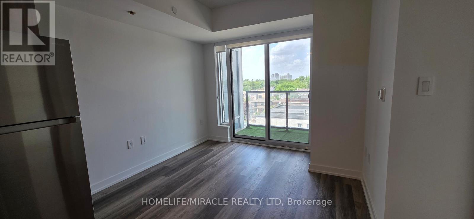 522 - 556 Marlee Avenue, Toronto, Ontario  M6B 3J4 - Photo 5 - W13483256