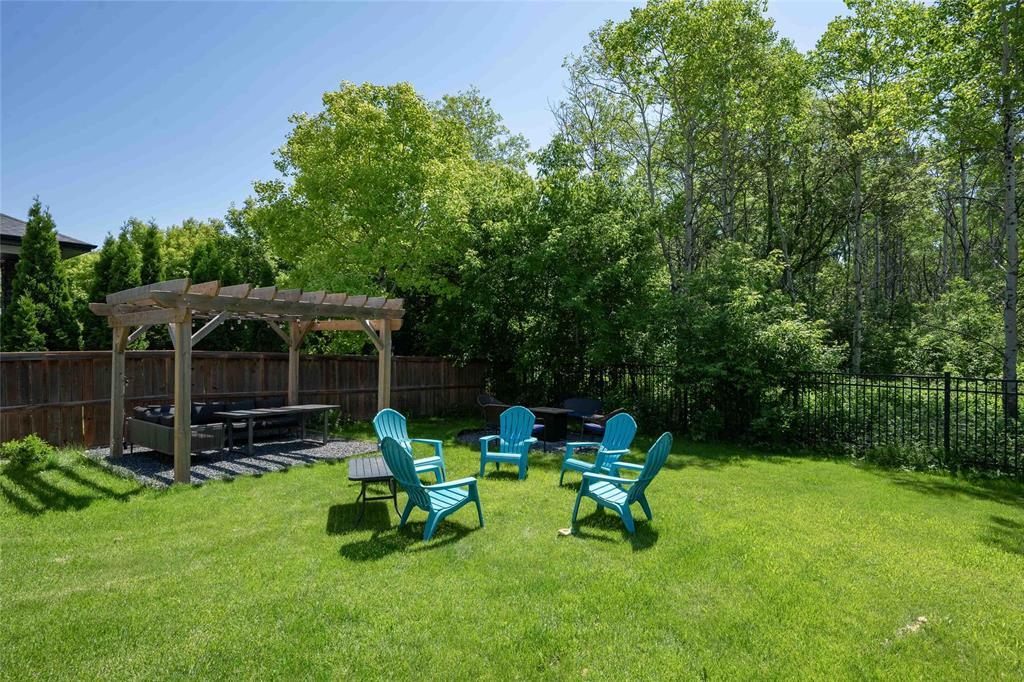 52 Aspen Forest Point, Winnipeg, Manitoba R3Y 0B7 - Photo 23 - 202615152