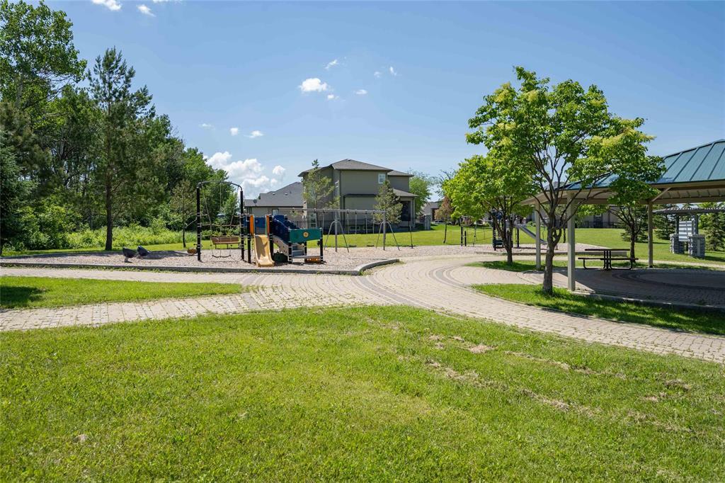 52 Aspen Forest Point, Winnipeg, Manitoba R3Y 0B7 - Photo 42 - 202615152