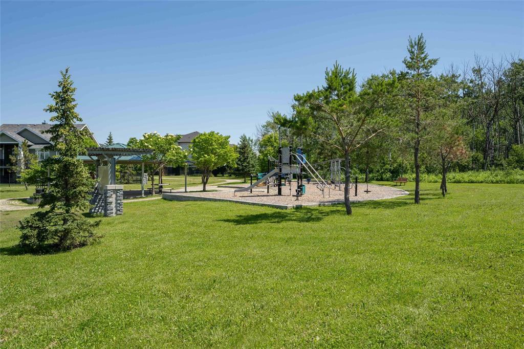 52 Aspen Forest Point, Winnipeg, Manitoba R3Y 0B7 - Photo 44 - 202615152