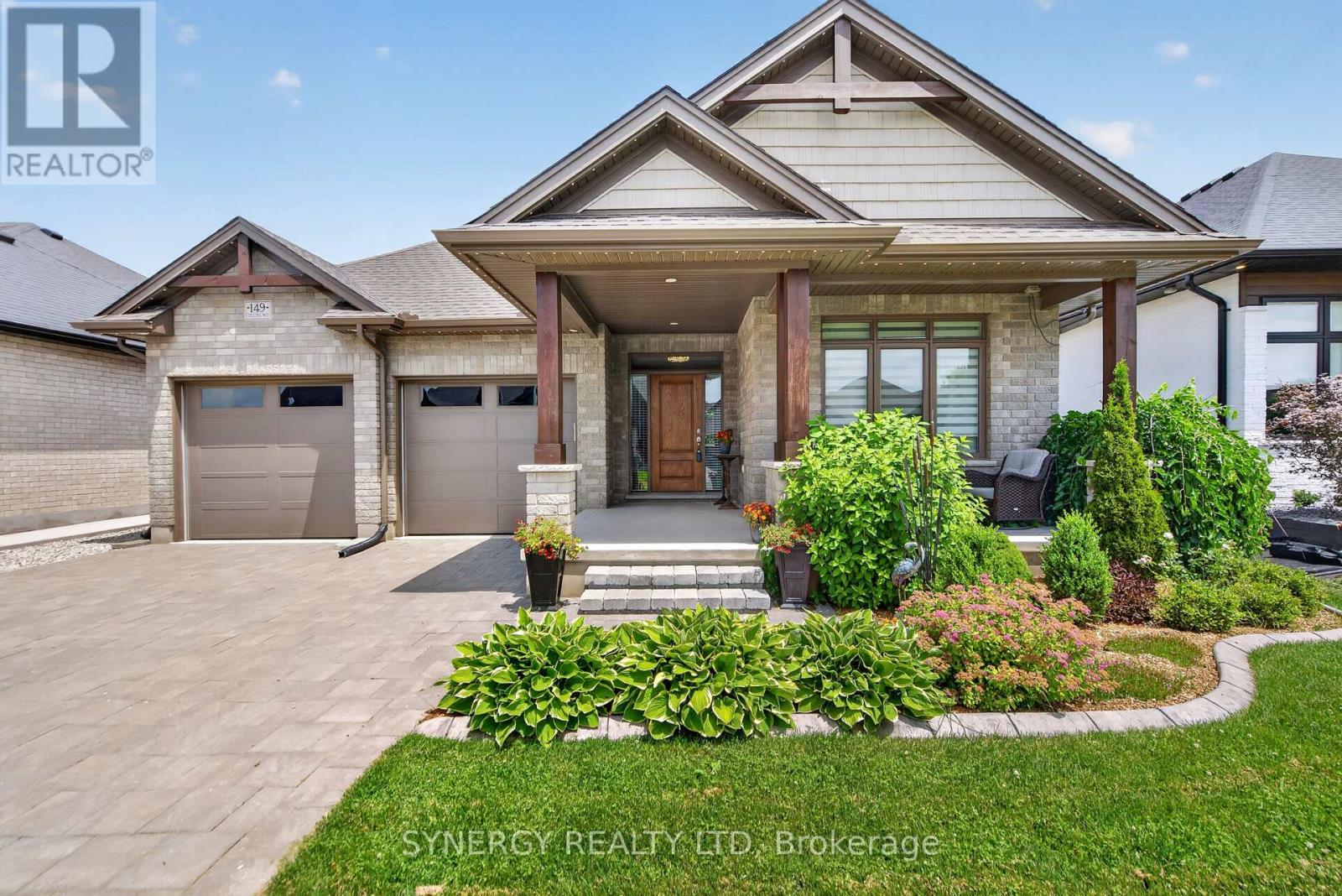 149 COLLINS WAY, Strathroy-Caradoc, Ontario