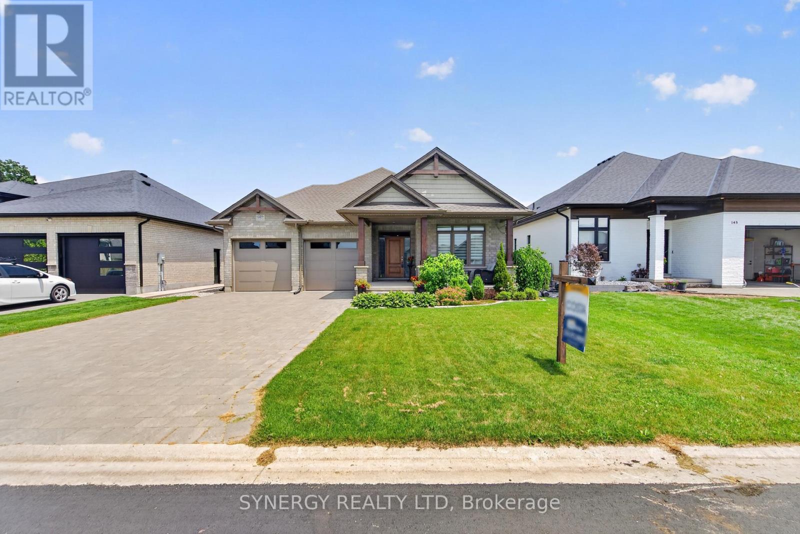 149 Collins Way, Strathroy-Caradoc, Ontario  N7G 0G2 - Photo 2 - X13509220