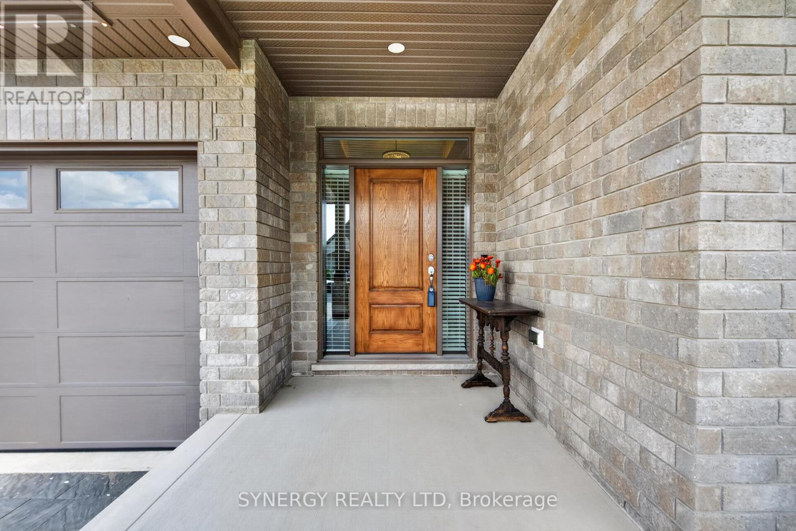 149 Collins Way, Strathroy-Caradoc, Ontario  N7G 0G2 - Photo 3 - X13509220