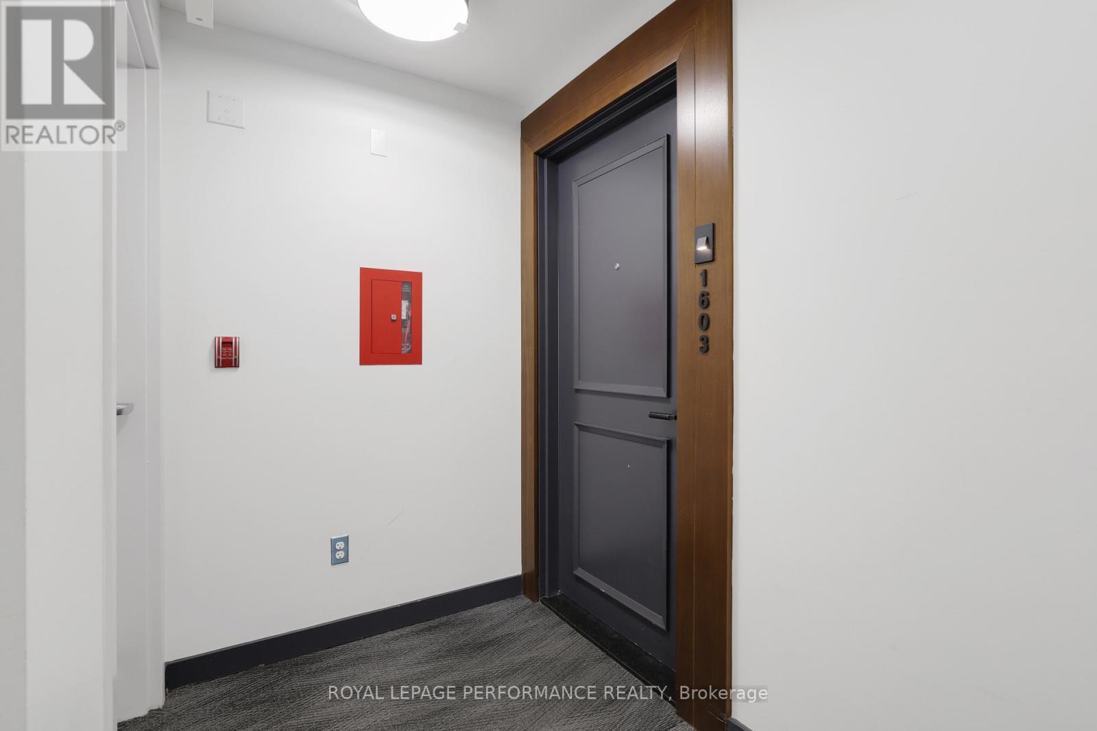 1603 - 255 Bay Street, Ottawa, Ontario K1R 0C5 - Photo 3 - X13509196