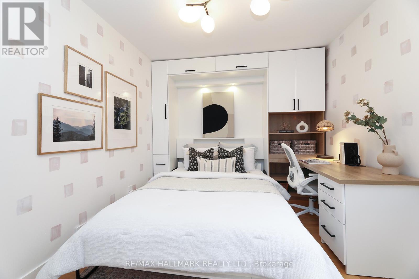 339 Scarborough Road, Toronto, Ontario  M4E 3M9 - Photo 34 - E13509246
