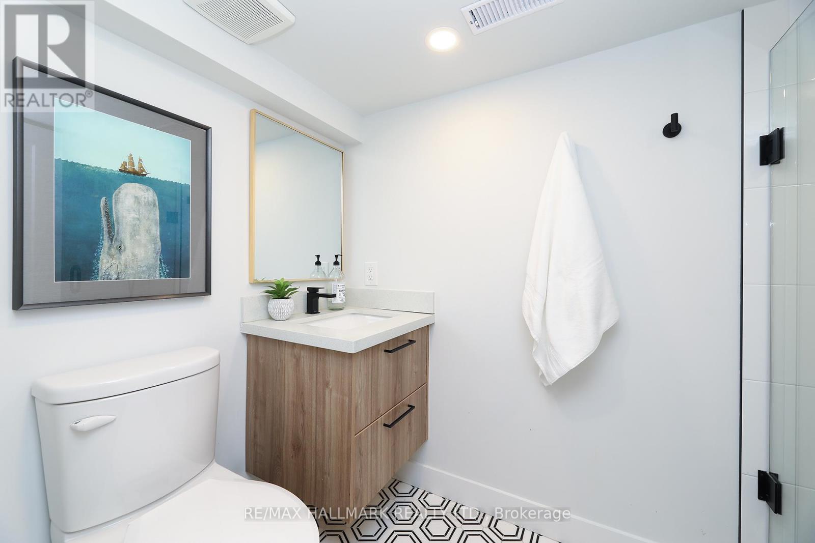 339 Scarborough Road, Toronto, Ontario  M4E 3M9 - Photo 44 - E13509246