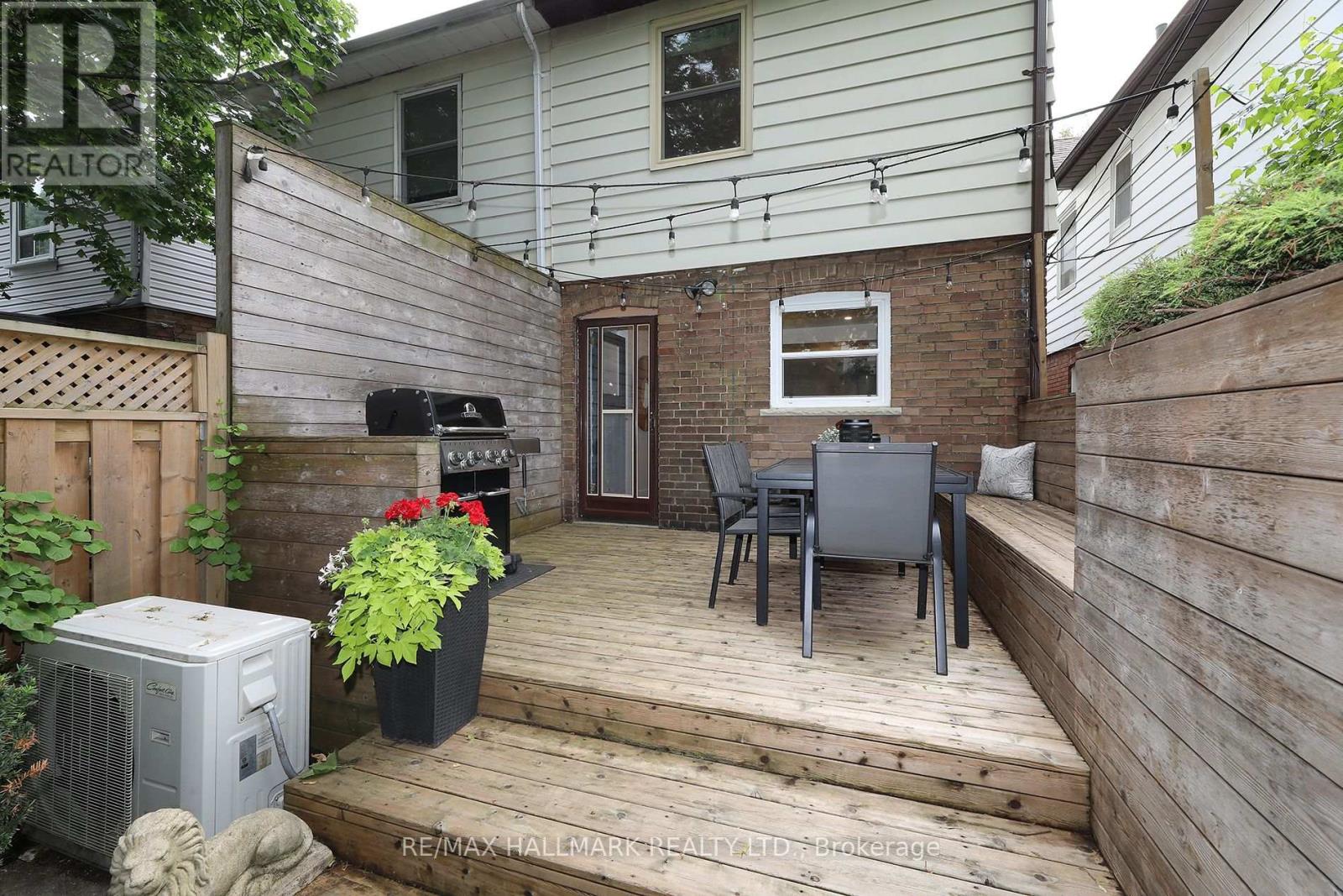 339 Scarborough Road, Toronto, Ontario  M4E 3M9 - Photo 46 - E13509246