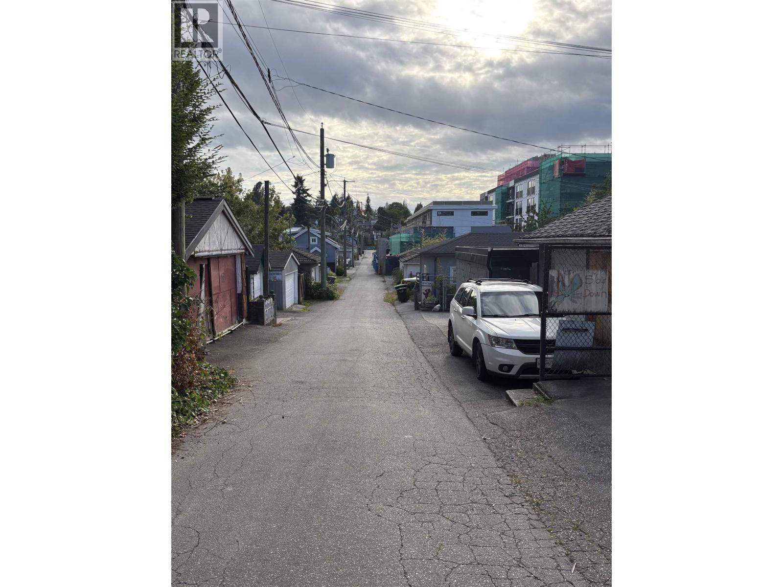 676 E King Edward Avenue, Vancouver, British Columbia  V5V 2C9 - Photo 3 - R3141599