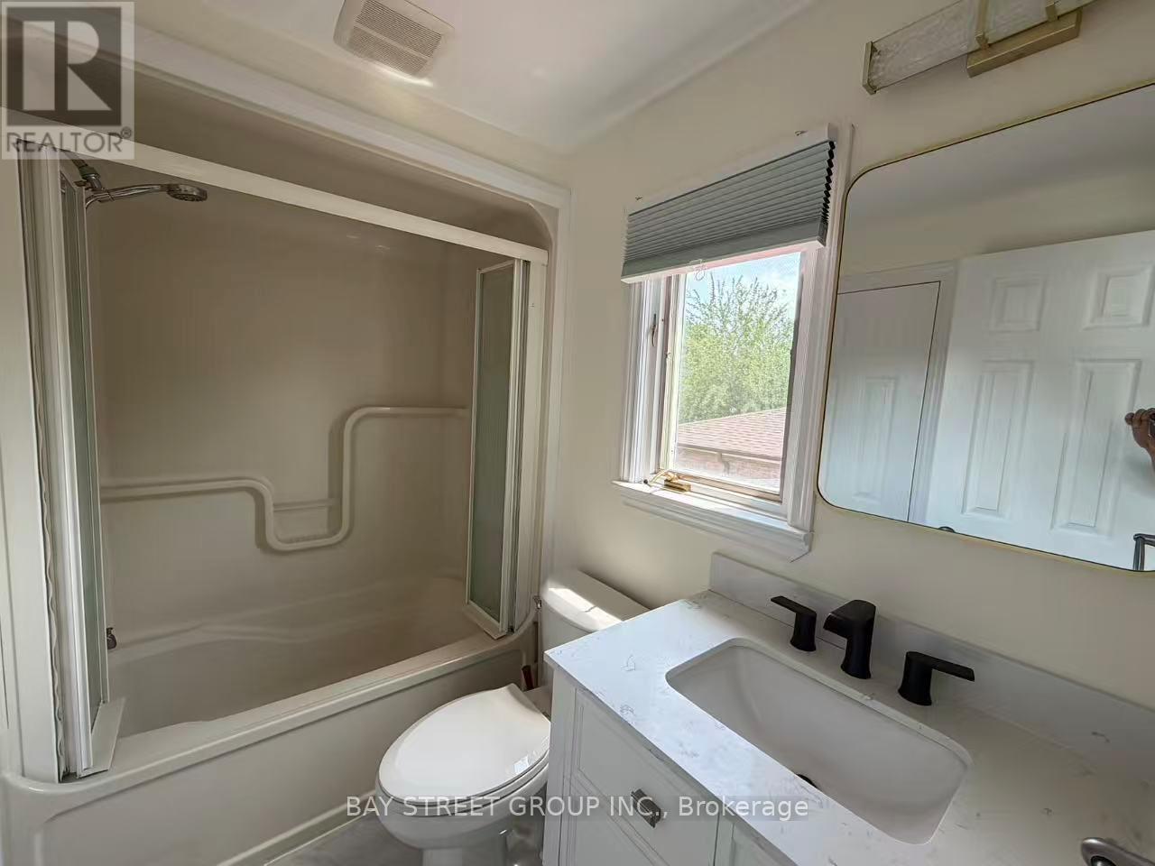 3 - 19 Dunsfold Drive, Toronto, Ontario  M1B 1T5 - Photo 4 - E13509282