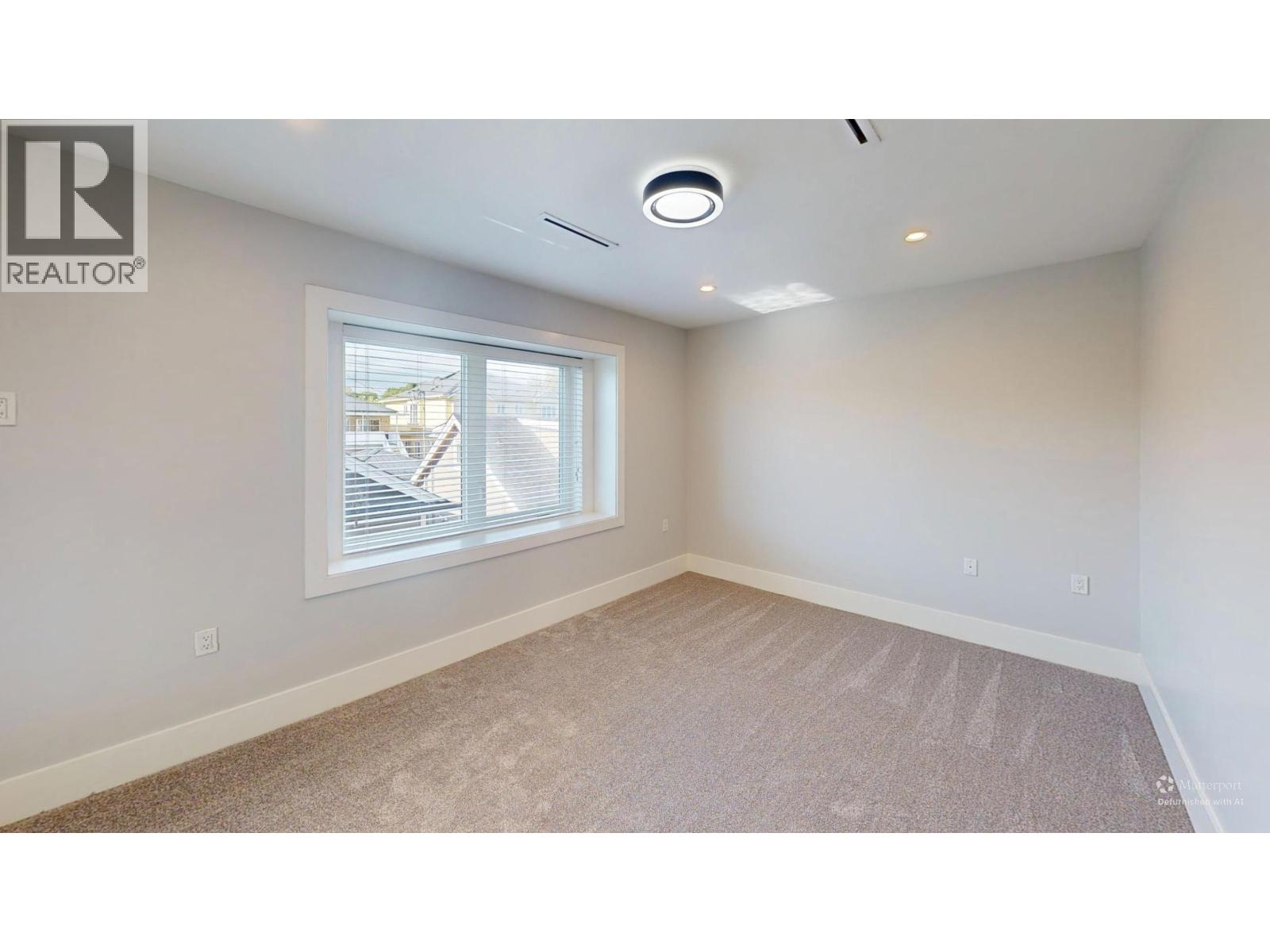 3345 Parker Street, Vancouver, British Columbia V5K 2W1 - Photo 11 - R3141736