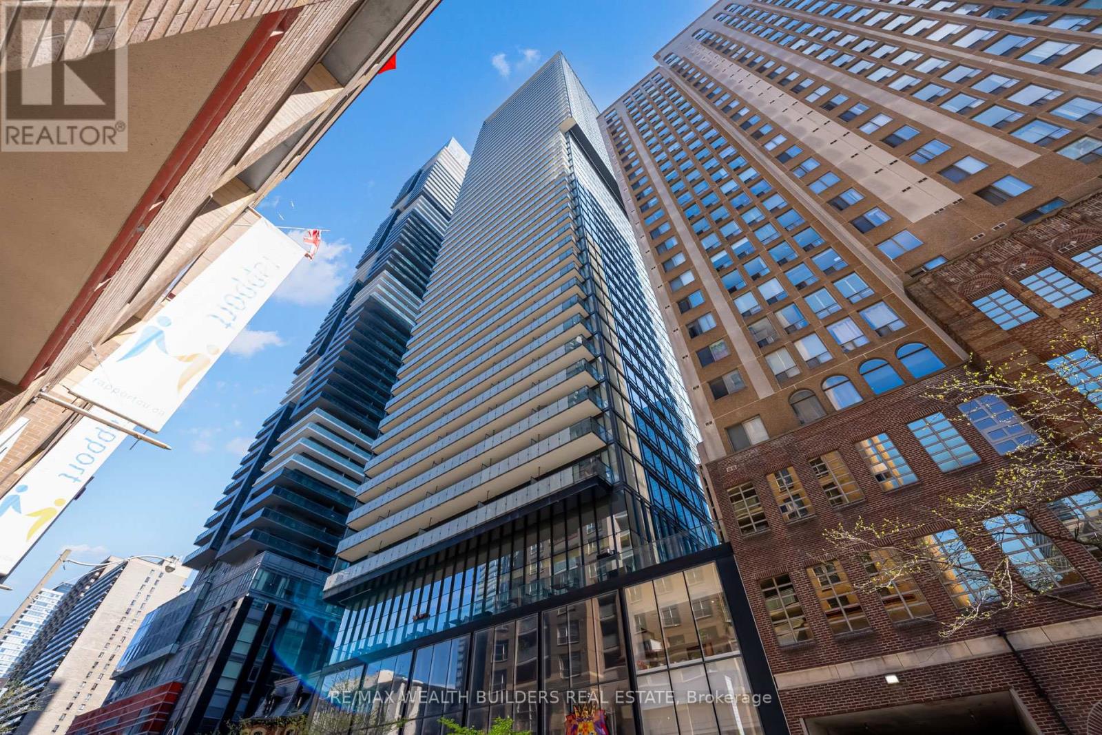 1410 - 15 GRENVILLE STREET, Toronto, Ontario