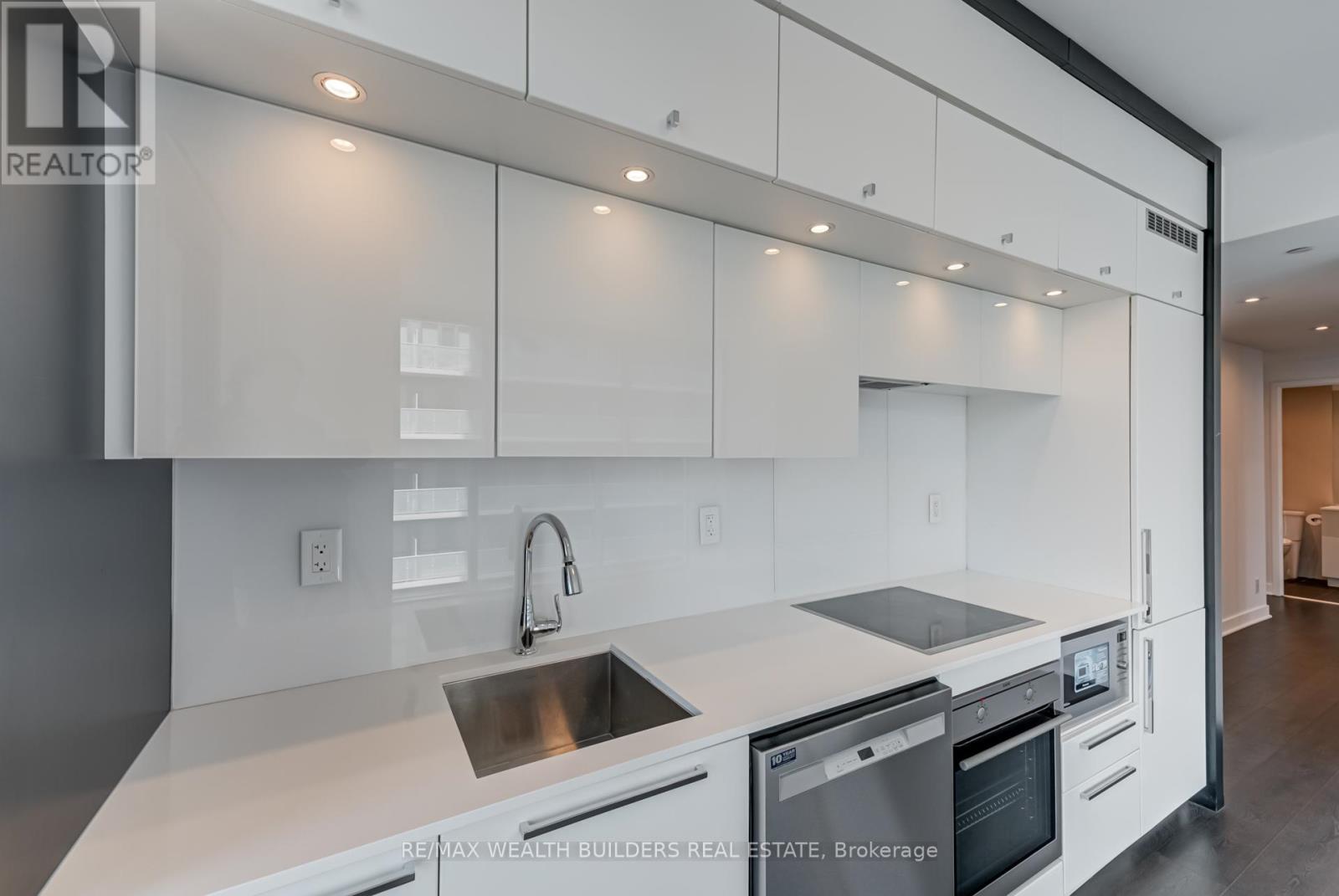1410 - 15 Grenville Street, Toronto, Ontario  M4Y 1A1 - Photo 14 - C13509342