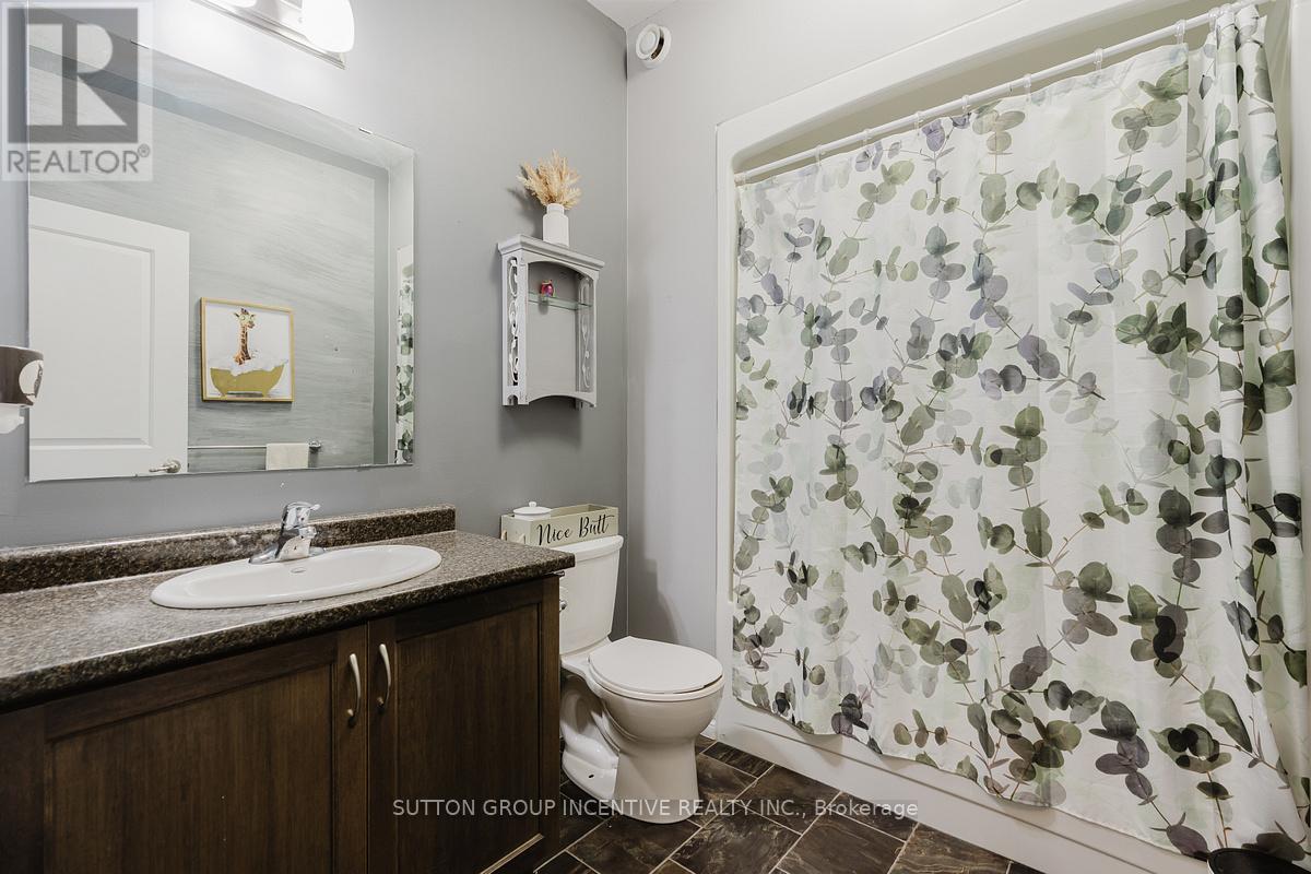 154 Switzer Street, Clearview, Ontario L0M 1N0 - Photo 21 - S13509002