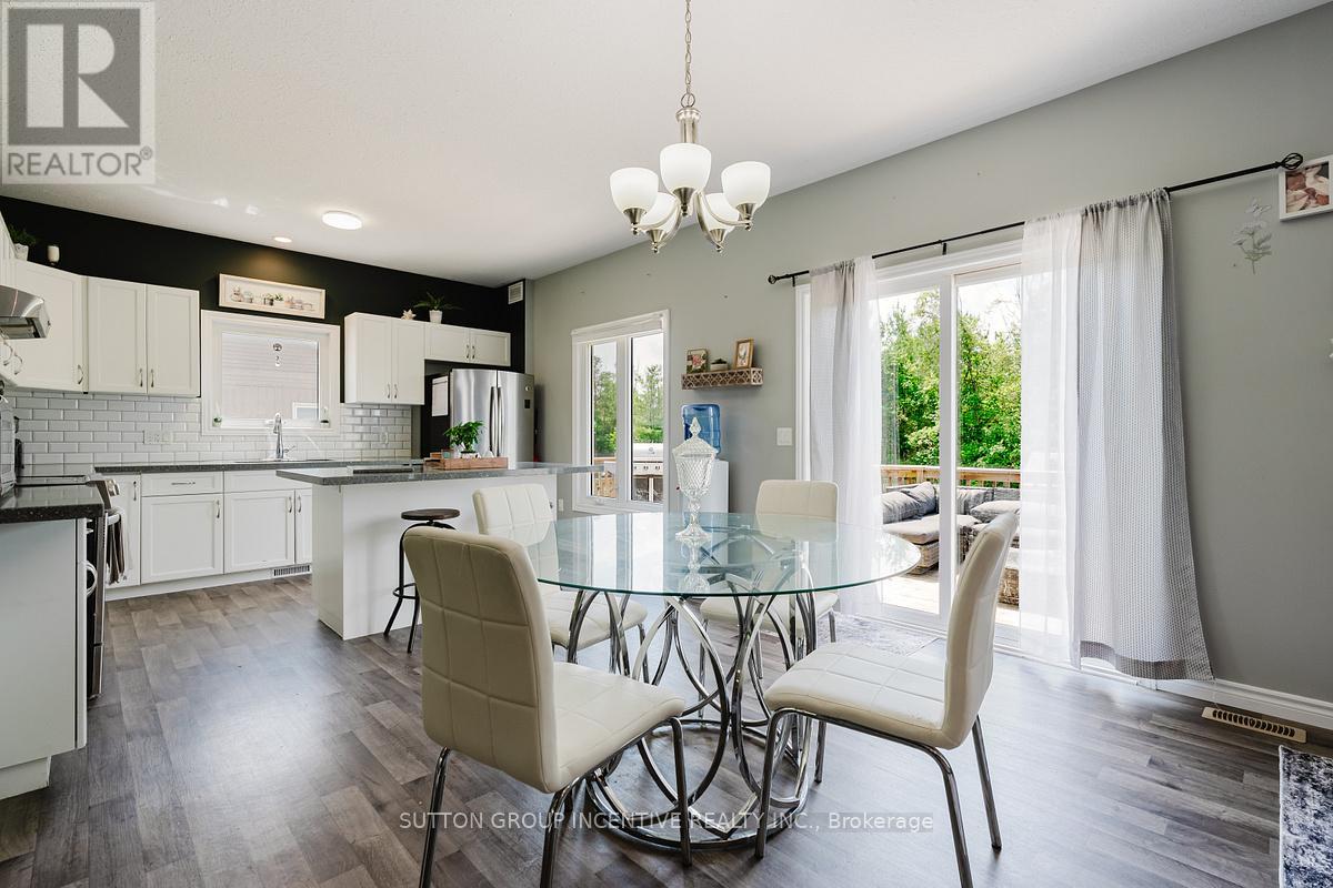 154 Switzer Street, Clearview, Ontario L0M 1N0 - Photo 6 - S13509002