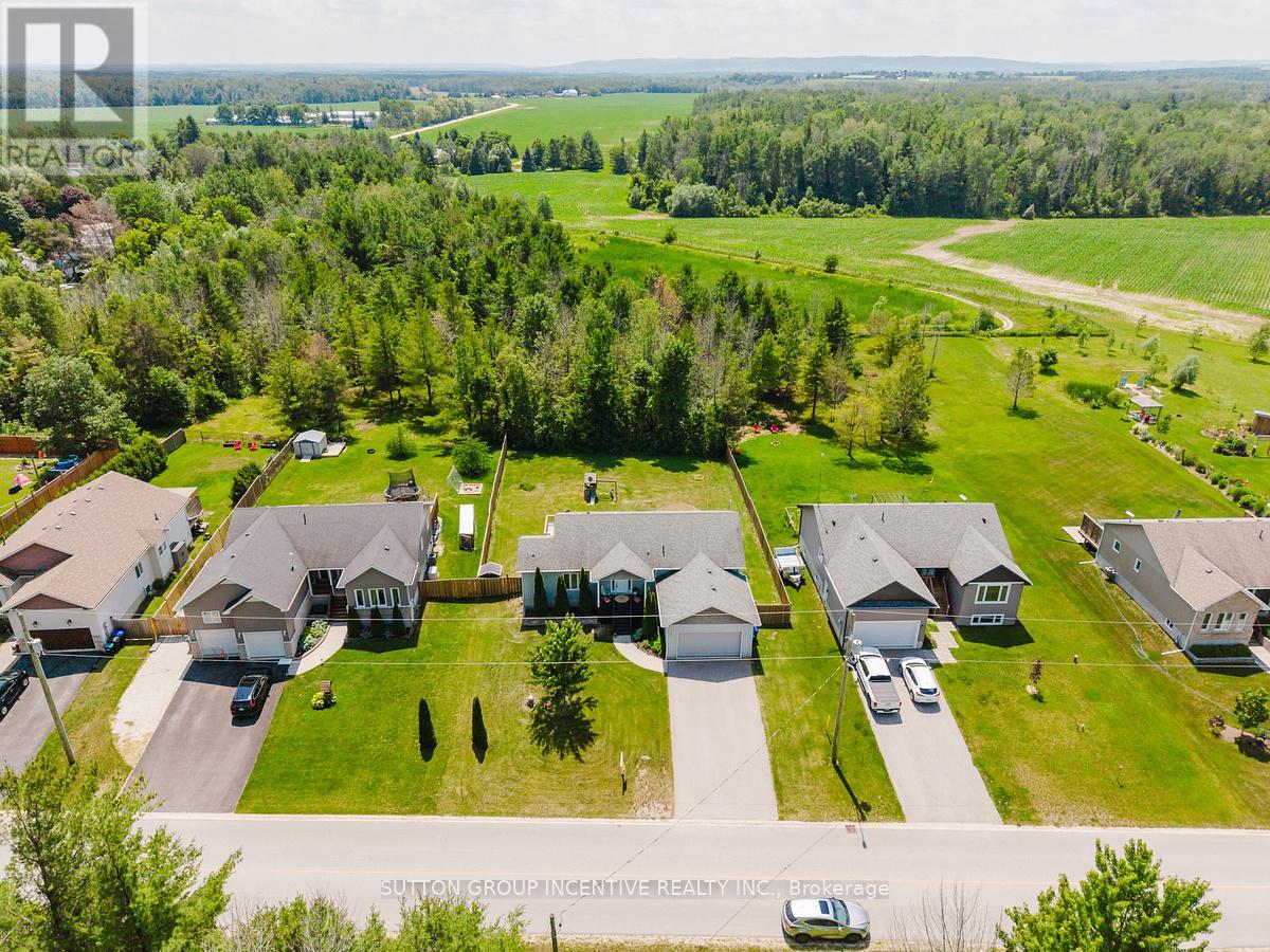 154 Switzer Street, Clearview, Ontario L0M 1N0 - Photo 41 - S13509002