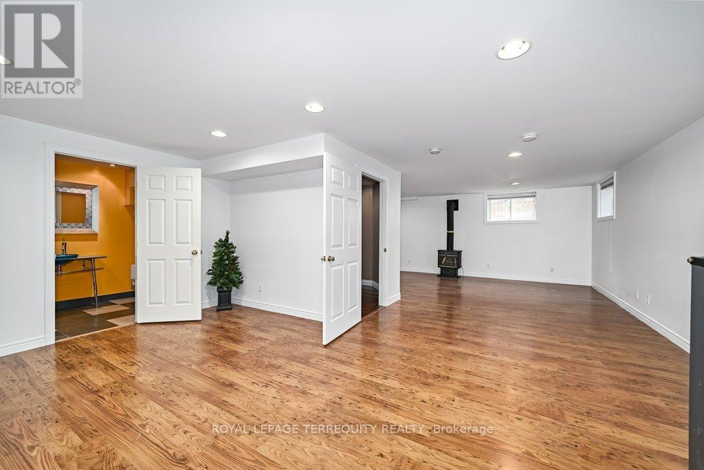 1449 Rosebank Road, Pickering, Ontario  L1V 1P3 - Photo 39 - E13509302