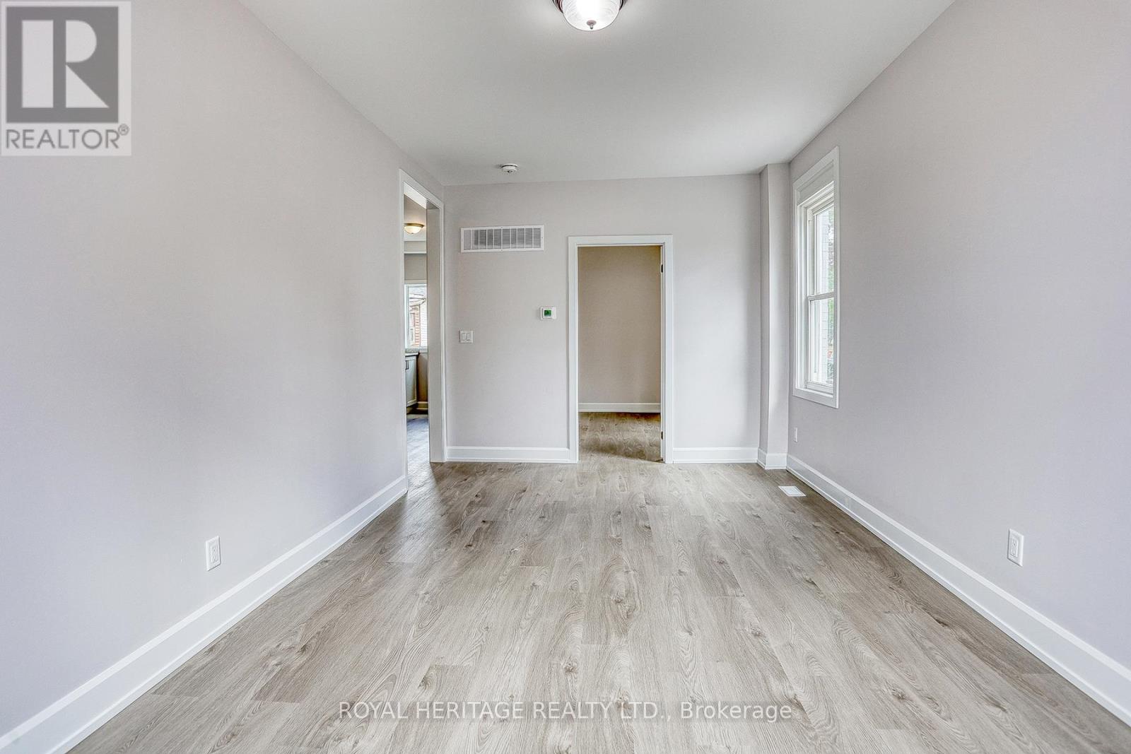 145 Centre Street N, Oshawa, Ontario  L1G 4C2 - Photo 18 - E13509328