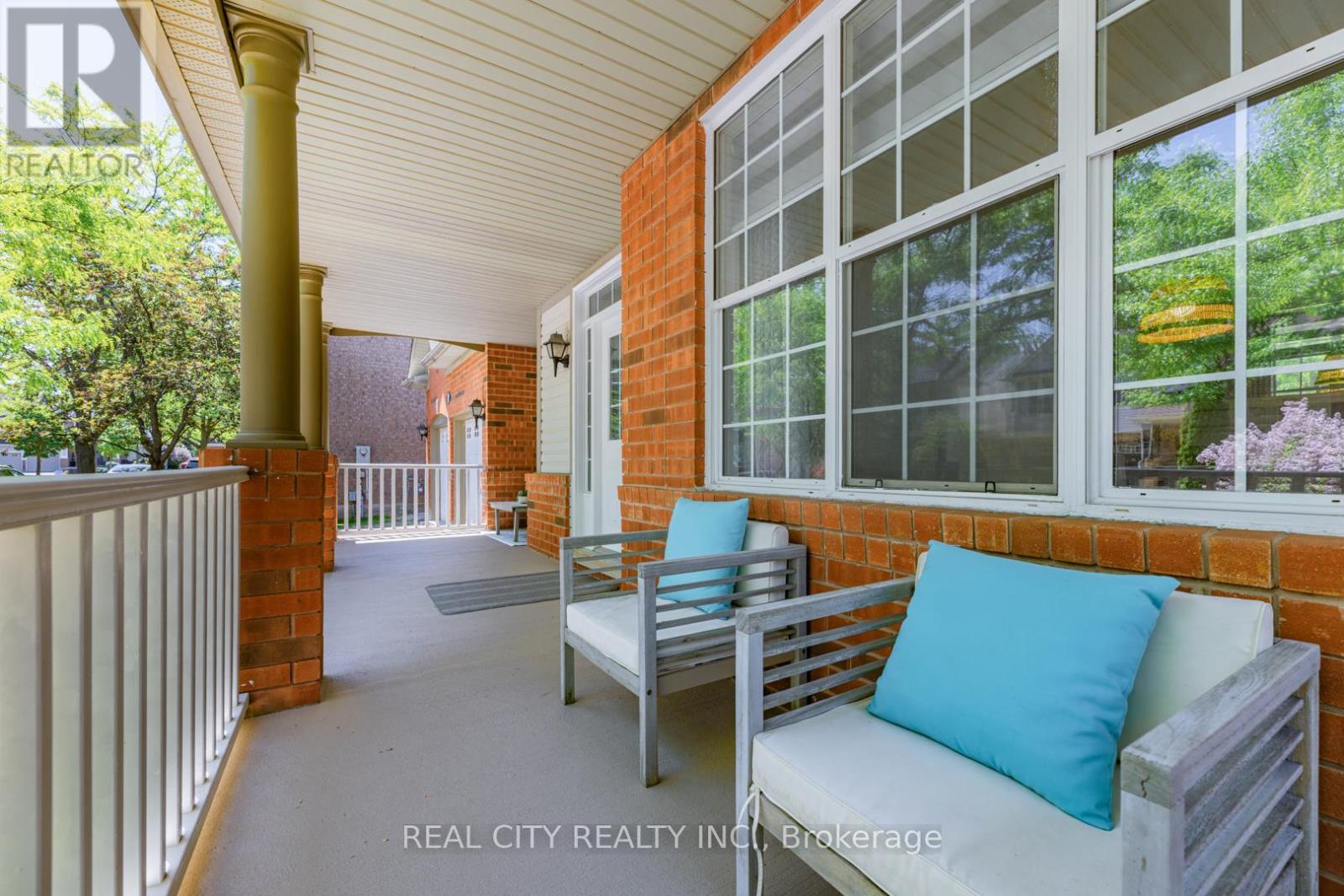 1580 Earl Crescent, Milton, Ontario  L9T 5Z2 - Photo 4 - W13497652