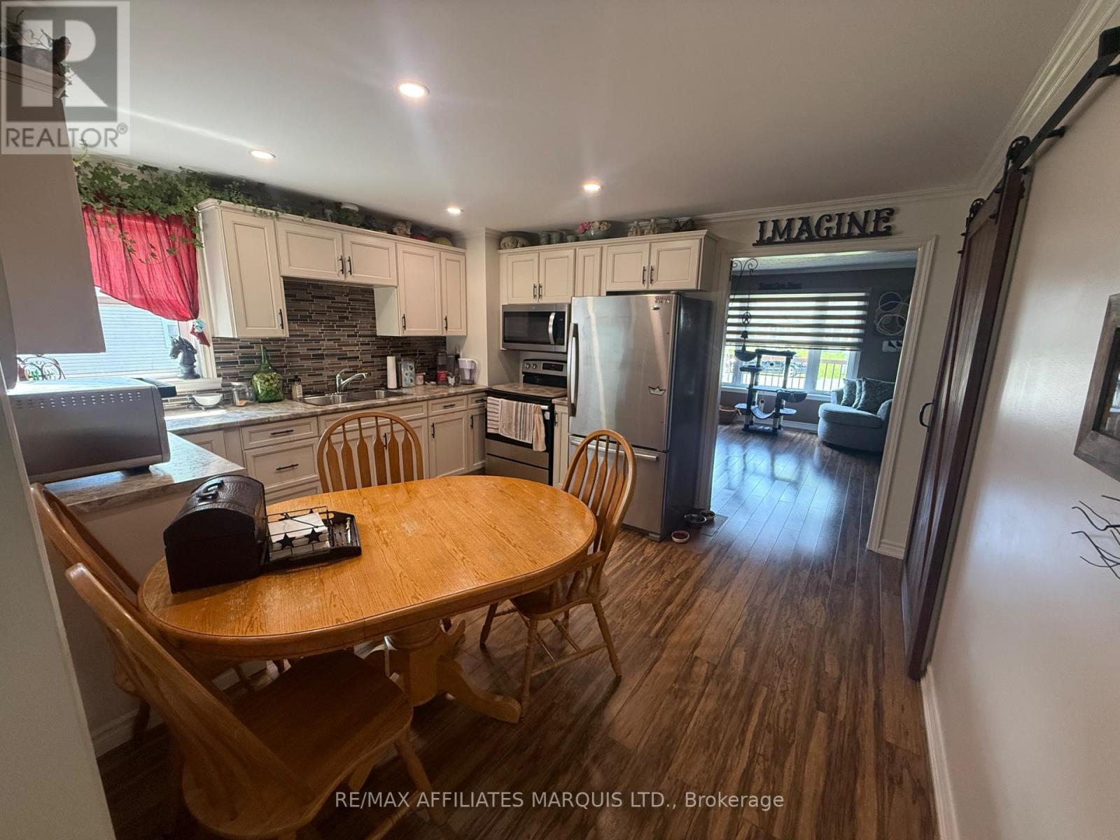 6679 Lawrence Street, South Glengarry, Ontario  K6H 5R5 - Photo 5 - X13509386