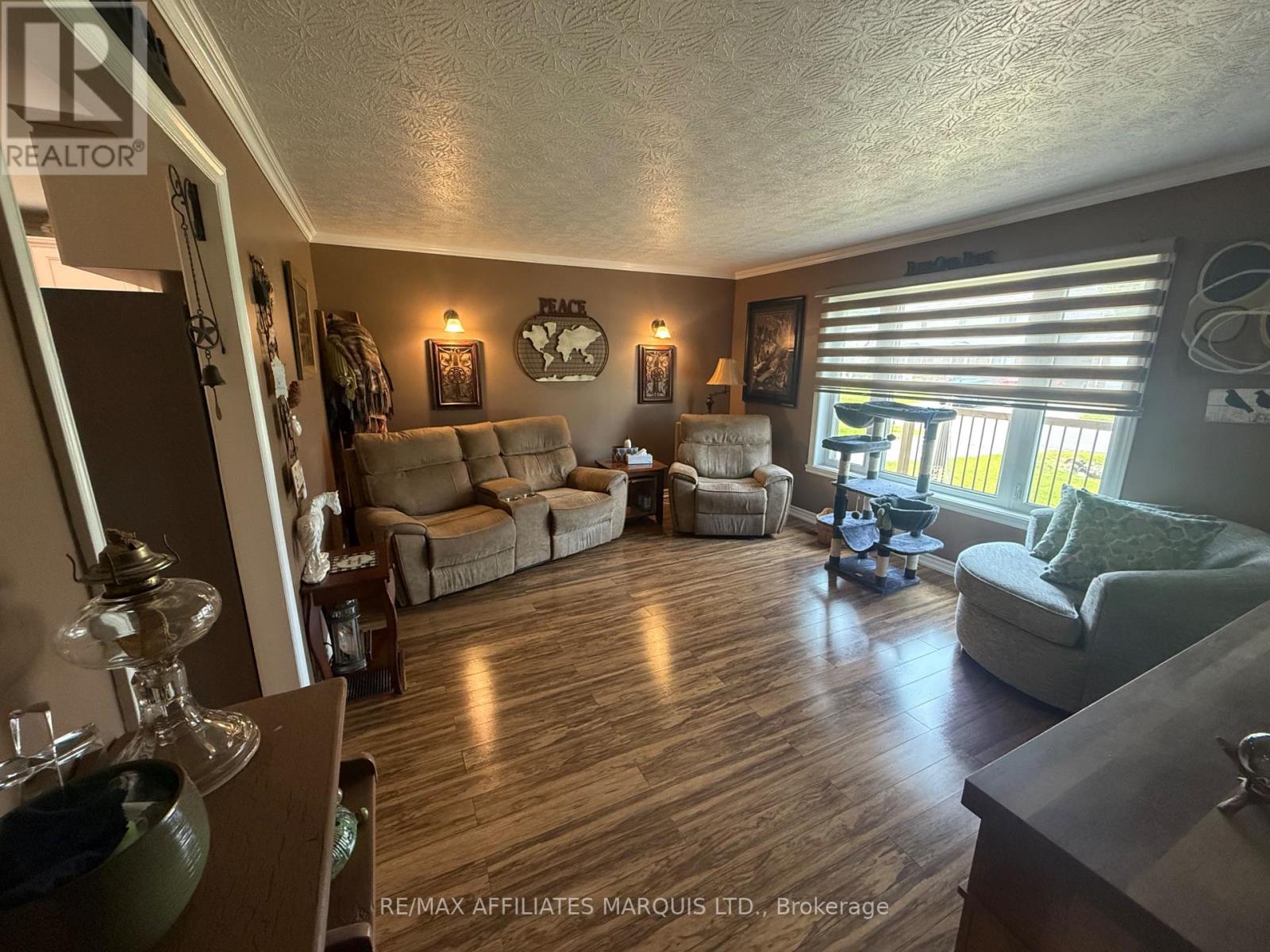 6679 Lawrence Street, South Glengarry, Ontario  K6H 5R5 - Photo 9 - X13509386