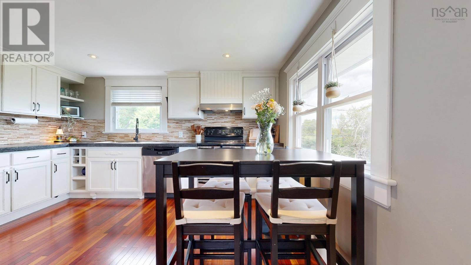 145 Haddon Hill Rd, Chester, Nova Scotia  B0J 1J0 - Photo 8 - 202615852