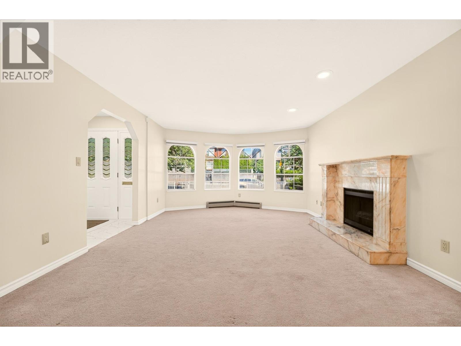 7275 Victoria Drive, Vancouver, British Columbia  V5P 3Z2 - Photo 3 - R3141591