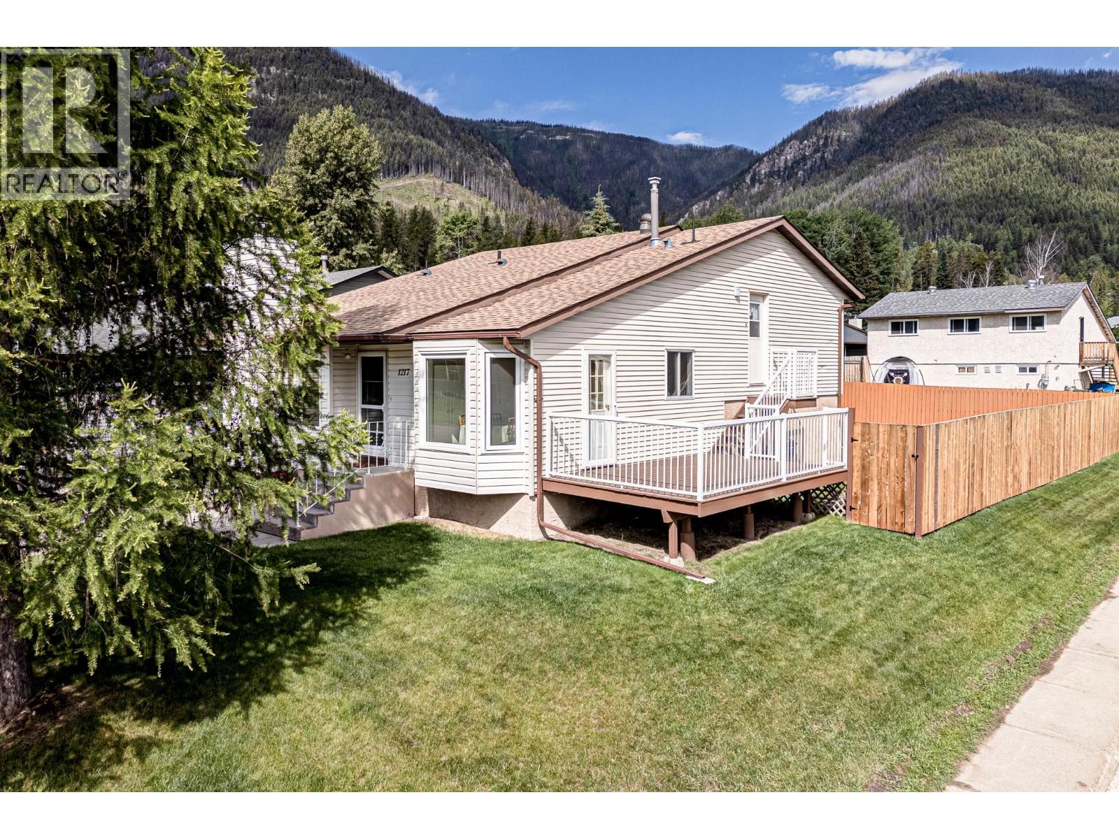 1217 Hickory Crescent, Sparwood, British Columbia  V0B 2G2 - Photo 71 - 10389653