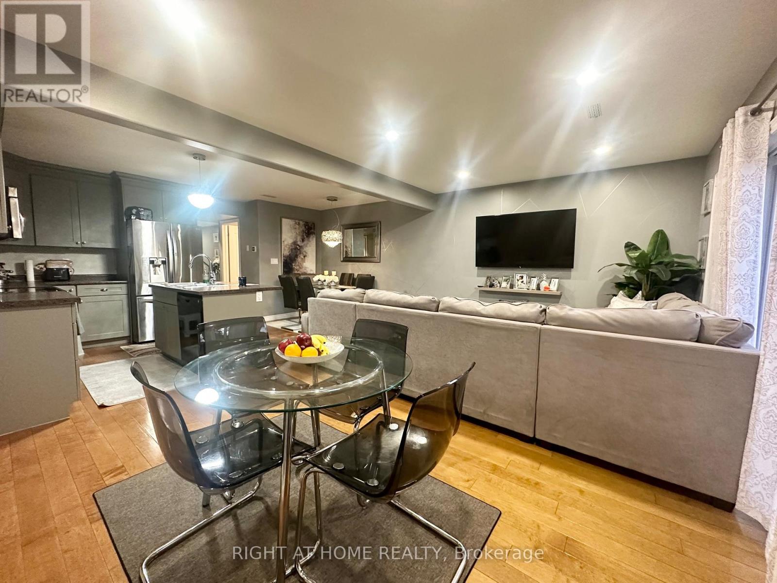 A - 42 St Paul Avenue, Brantford, Ontario  N3T 4E6 - Photo 10 - X13509394