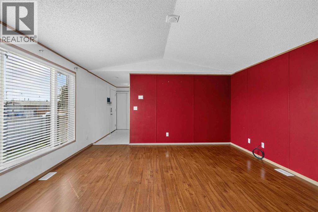 485 Harpe Way, Fort Mcmurray, Alberta  T9K 2K7 - Photo 5 - A2325503